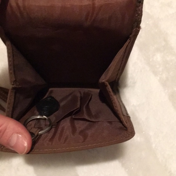 Like🆕 Leather - Picture 4 of 8